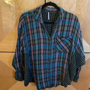 Free People oversized women’s plaid collar shirt, size XS
